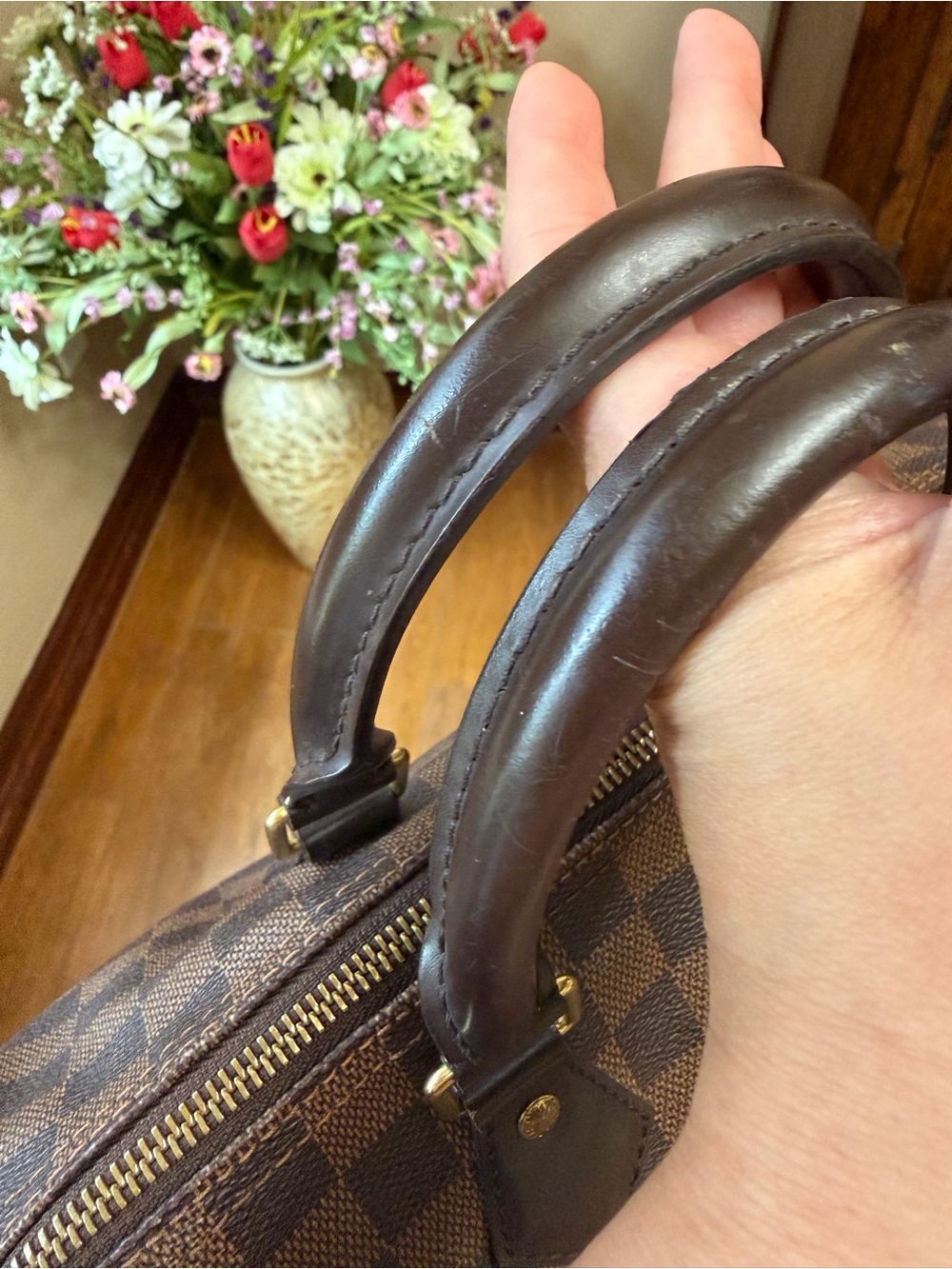 Brown Handbag 🤎 - Picture 3 of 16